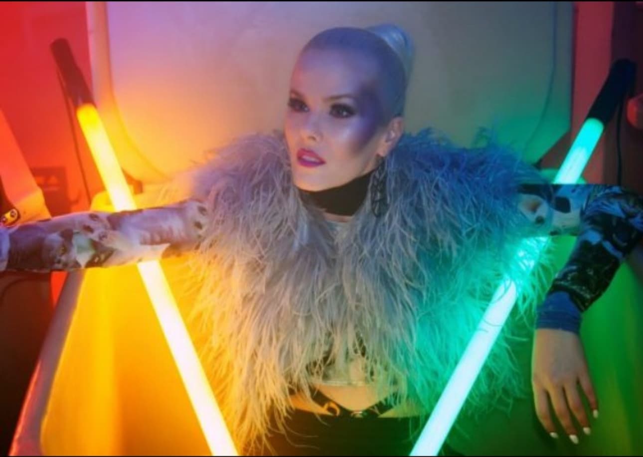 Förðun/hár fyrir kvikmyndir og tónlistarmyndbönd